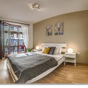 Aparthotel Avantgarde ****