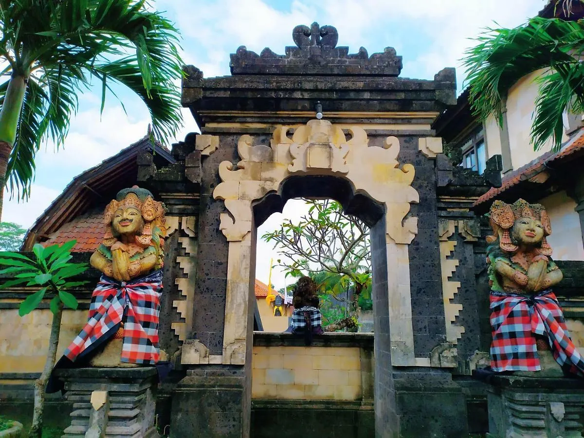 Konukevi Pande Permai Bungalows Ubud
