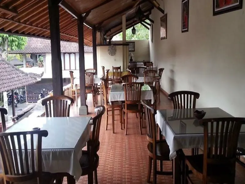Pande Permai Bungalows Ubud Konukevi